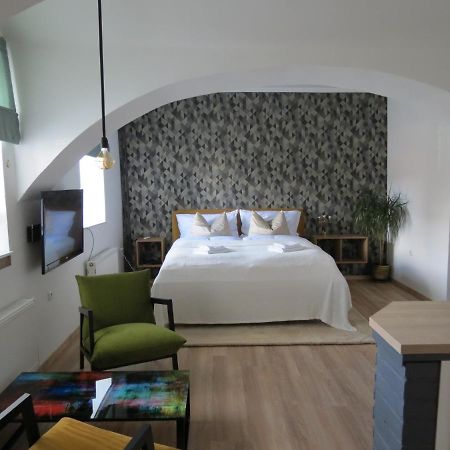 הומפולץ Apartman Pod Synagogou מראה חיצוני תמונה